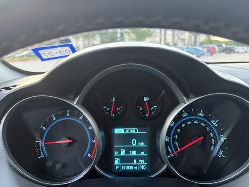 Blue 2014 Chevrolet Cruze 1LT