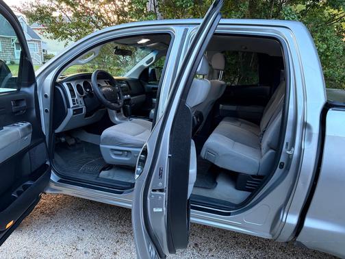 Silver 2007 Toyota Tundra SR5 Double Cab