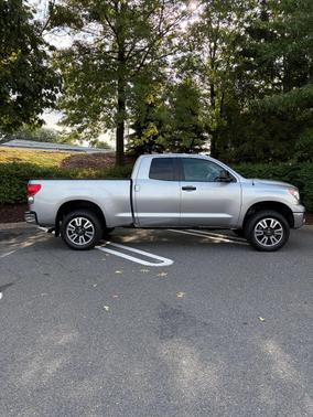 Silver 2007 Toyota Tundra SR5 Double Cab