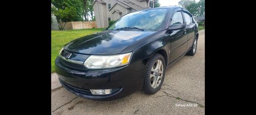 2004 Saturn Ion 3
