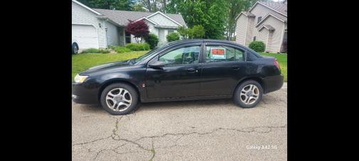 2004 Saturn Ion 3