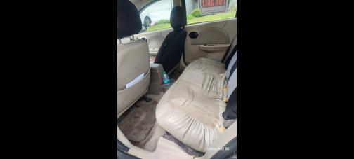 2004 Saturn Ion 3