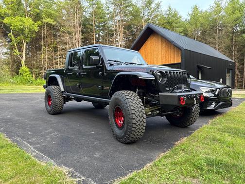 Black 2023 Jeep Gladiator Rubicon