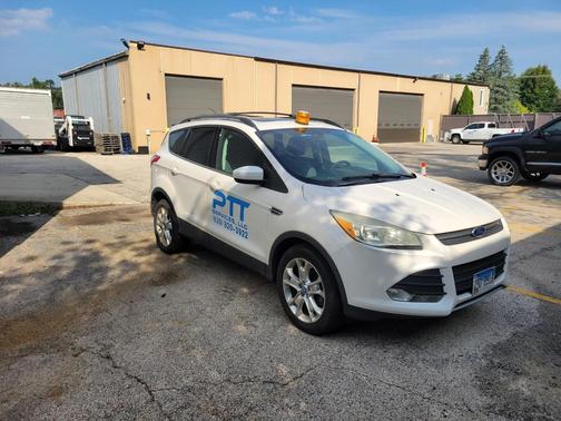 White 2013 Ford Escape SE