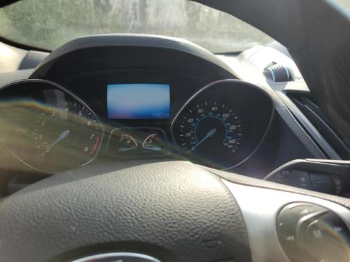 White 2013 Ford Escape SE
