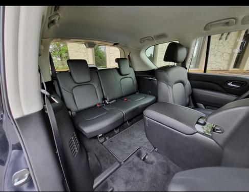 Black 2023 INFINITI QX80 LUXE