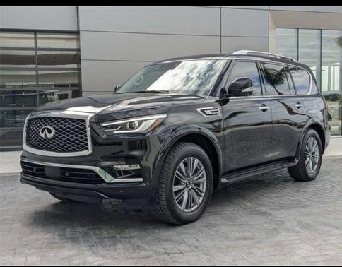 Black 2023 INFINITI QX80 LUXE
