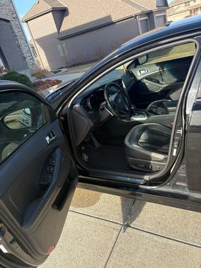 Black 2011 Kia Optima SX