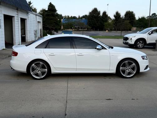 White 2010 Audi S4 3.0 Prestige