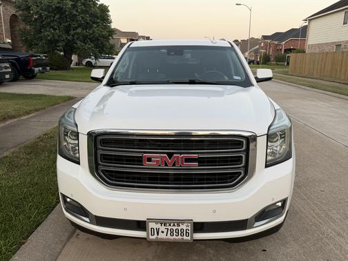 White 2020 GMC Yukon SLT