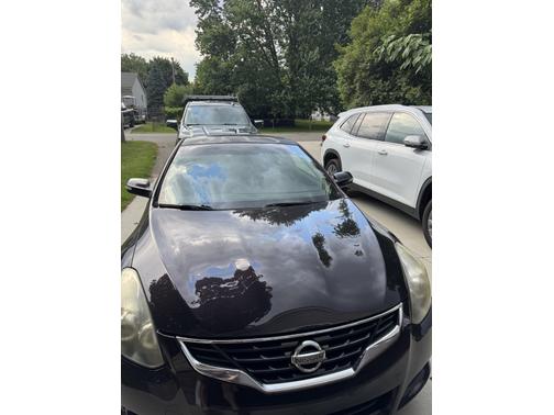 2010 Nissan Altima 3.5 SR