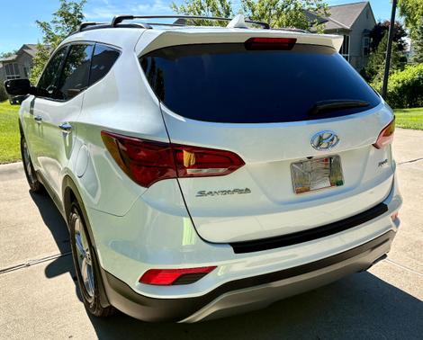 White 2018 Hyundai Santa Fe Sport 2.4L