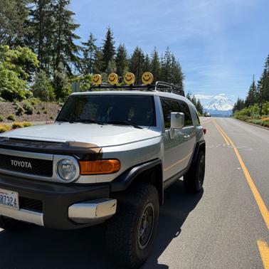 Silver 2007 Toyota FJ Cruiser Base