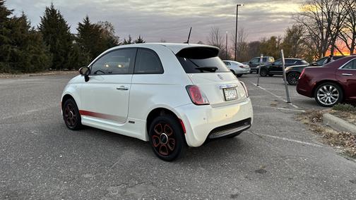 2014 FIAT 500e Battery Electric