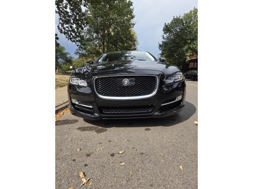 2019 Jaguar XJ XJ R-Sport