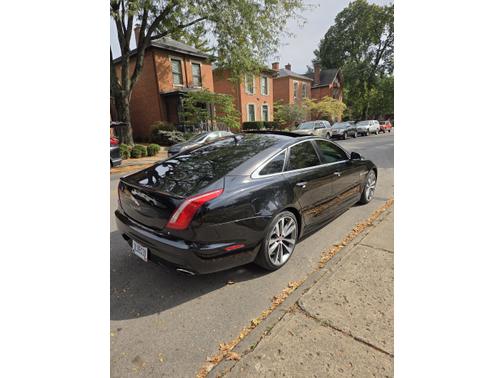 2019 Jaguar XJ XJ R-Sport