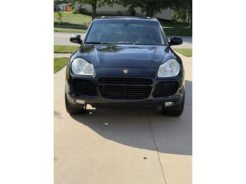 2004 Porsche Cayenne Cayenne Turbo