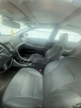 Silver 2014 Hyundai SONATA Hybrid Limited