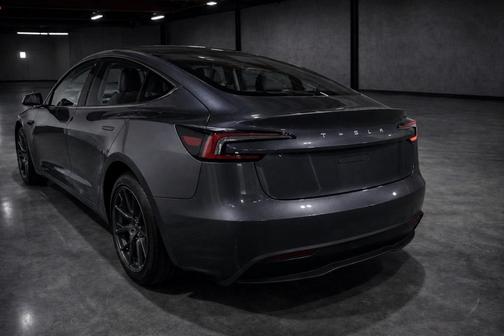 Gray 2024 Tesla Model 3 Long Range