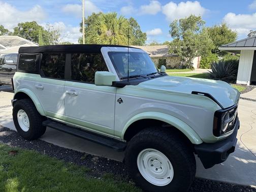 2023 Ford Bronco Outer Banks Advanced