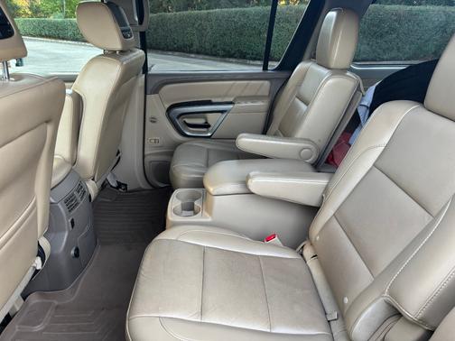 2015 Nissan Armada Platinum