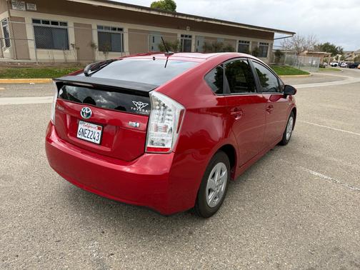 2010 Toyota Prius II