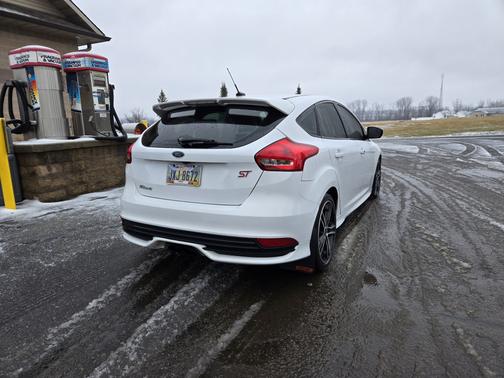 2016 Ford Focus ST Base