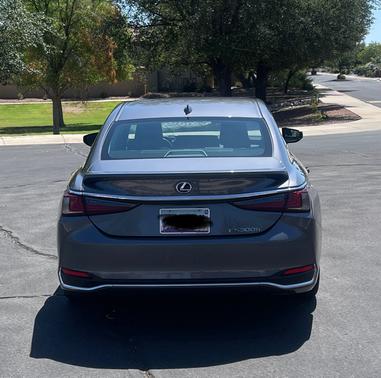 2021 Lexus ES 300h Base
