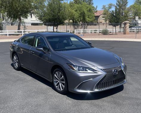 2021 Lexus ES 300h Base