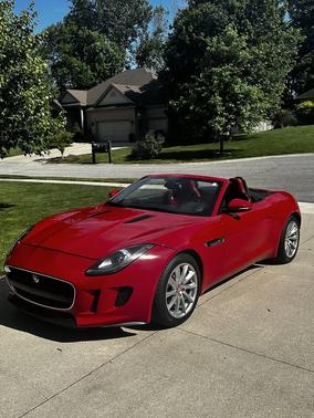 Red 2014 Jaguar F-TYPE Base
