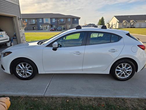 2015 Mazda Mazda3 i Touring
