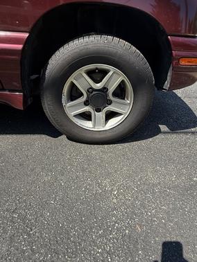 2003 Chevrolet Tracker LT