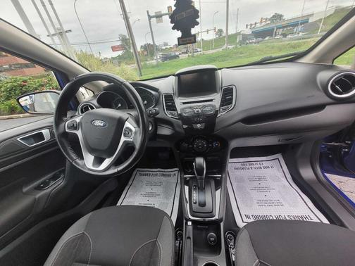 Blue 2015 Ford Fiesta SE