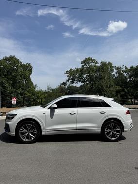 White 2023 Audi Q8 55 Premium Plus