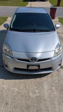 Silver 2011 Toyota Prius II