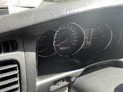 2003 Toyota Land Cruiser Base
