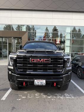 2025 GMC Sierra 2500 AT4X