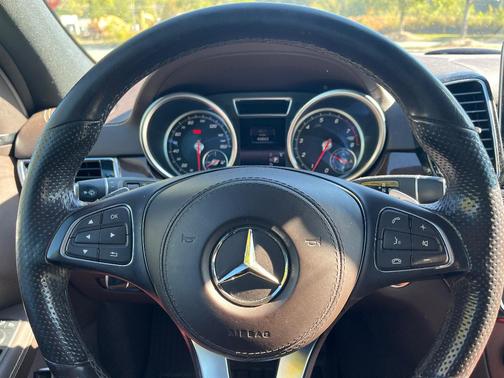 White 2019 Mercedes-Benz GLS 450 4MATIC