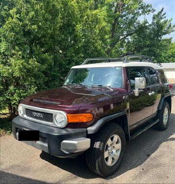 Red 2007 Toyota FJ Cruiser Base