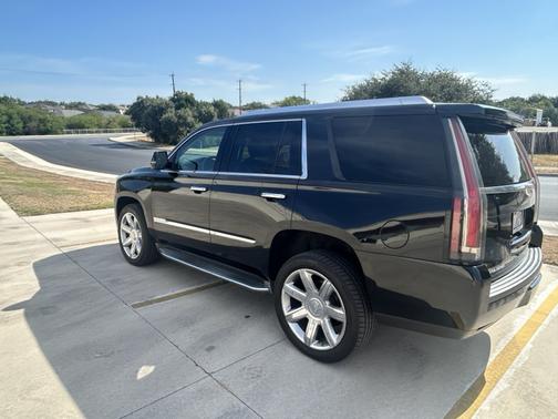 Black 2015 Cadillac Escalade Luxury