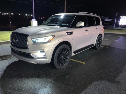 2019 INFINITI QX80 LUXE