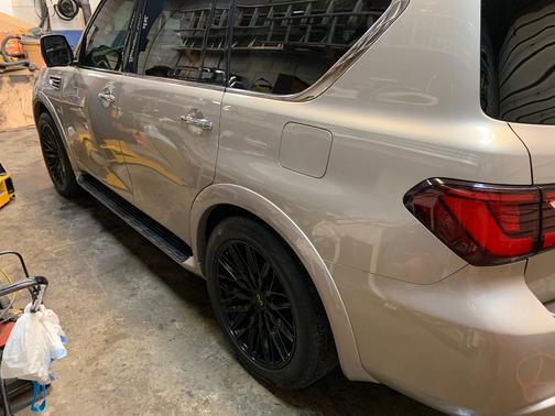 2019 INFINITI QX80 LUXE