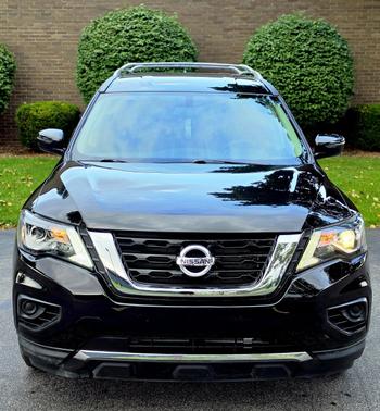 Black 2020 Nissan Pathfinder S