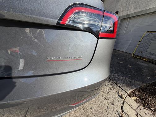 2023 Tesla Model 3 Performance