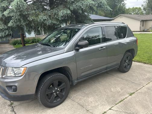 Gray 2012 Jeep Compass Sport