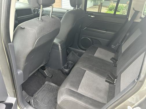 Gray 2012 Jeep Compass Sport