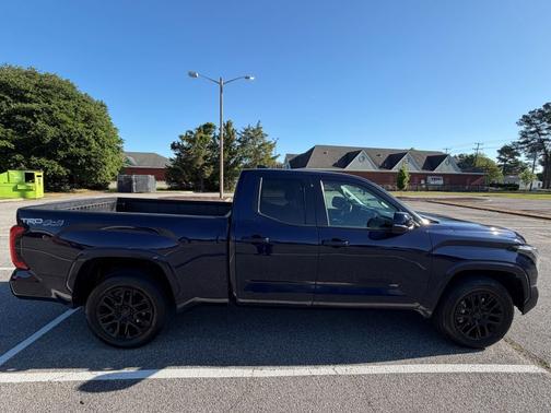Blue 2022 Toyota Tundra SR5