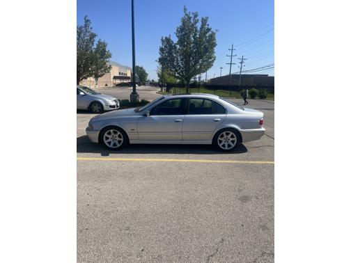 2003 BMW 525 i