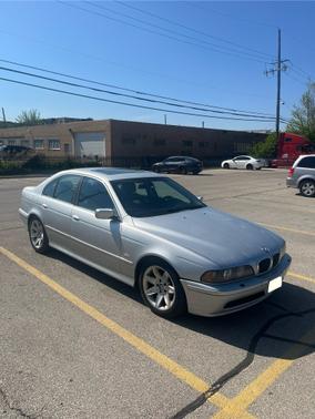 2003 BMW 525 i
