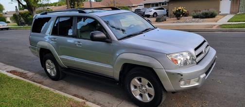 Silver 2004 Toyota 4Runner SR5